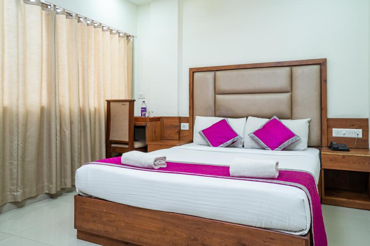 Nexstay Crystal Residency Кожикоде Экстерьер фото