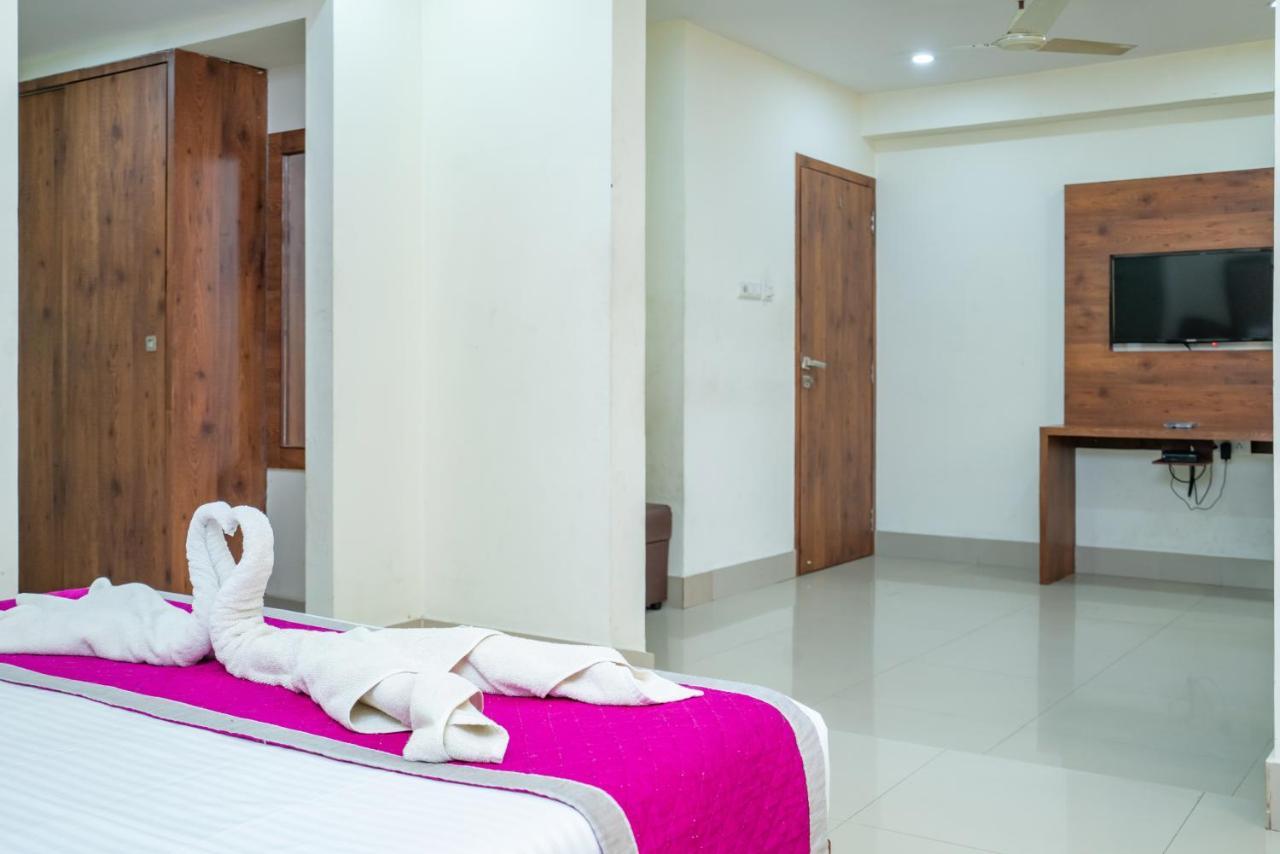 Nexstay Crystal Residency Кожикоде Экстерьер фото