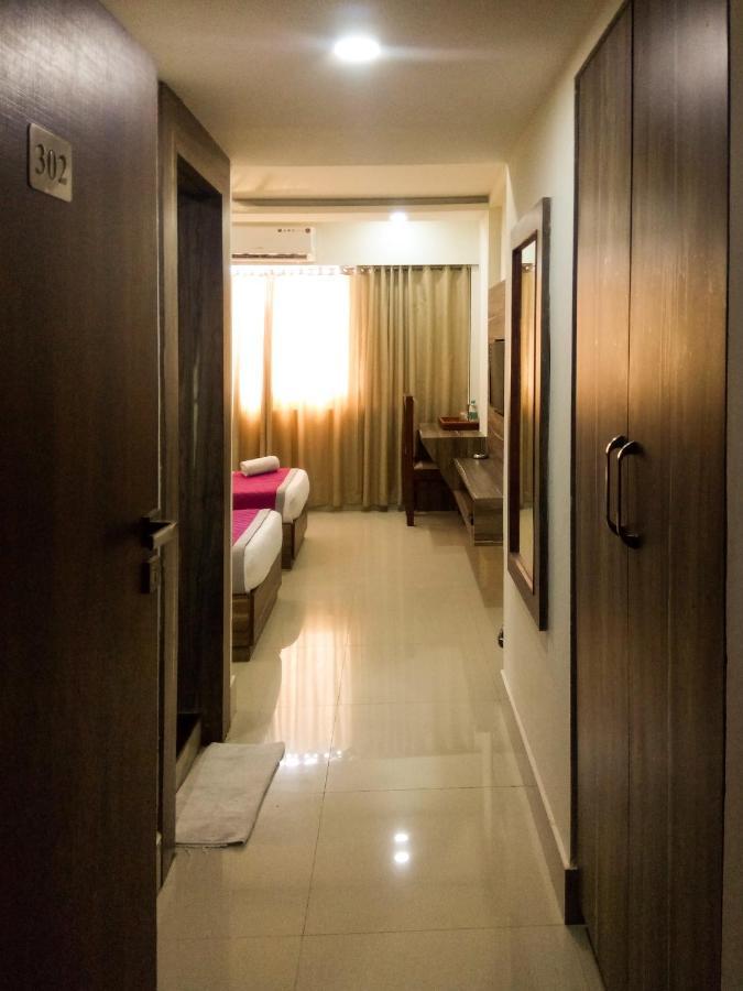 Nexstay Crystal Residency Кожикоде Экстерьер фото